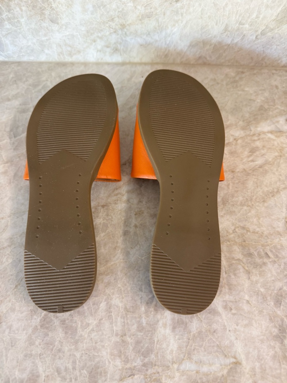 NWT Steve Madden Orange Kailey Wide-Band Slide Leather Sandals - Picture 8 of 8